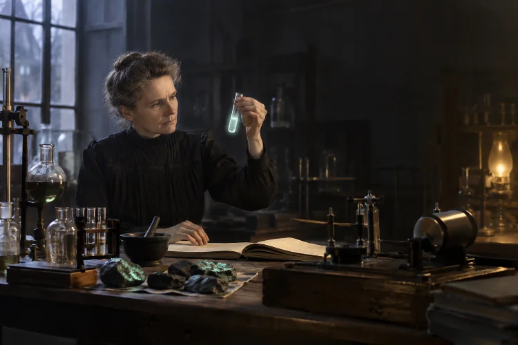Marie Curie and the Discovery of Radioactivity: A Scientific Revolution